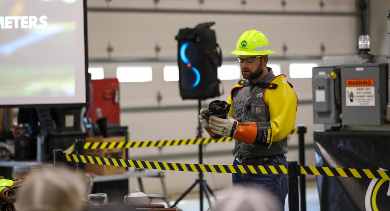 Live Line Demo - Crown Power - Josh 