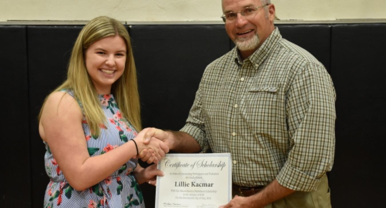 A scholarship reward presentation